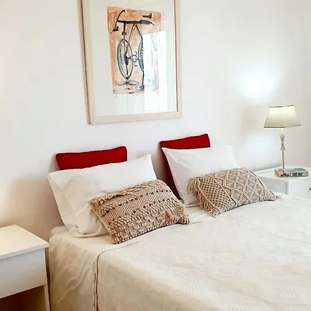 Apartmán Vacation: 2br Steps To The *