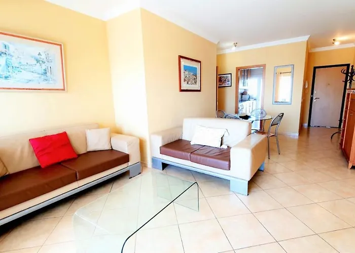 Vacation: 2br Steps To The 公寓