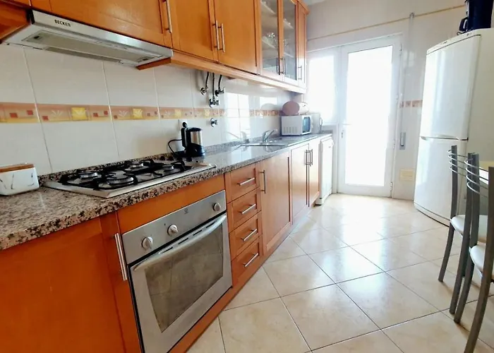 Vacation: 2br Steps To The Апартаменты Картейра
