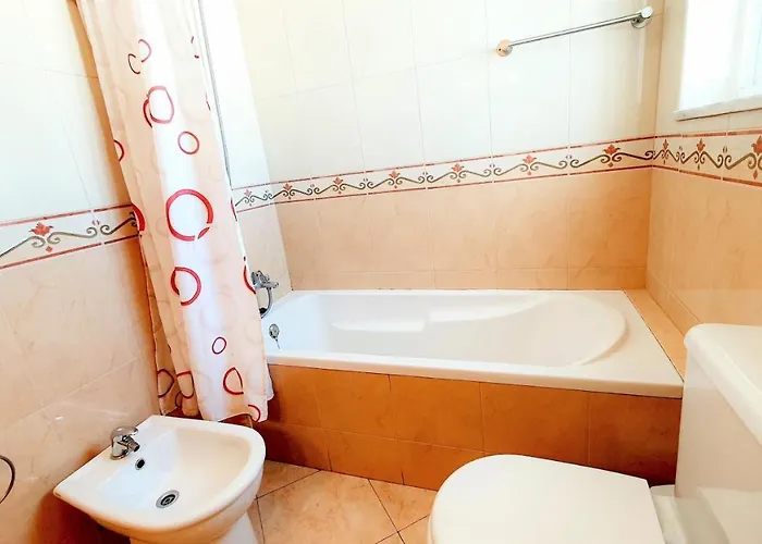 Vacation: 2br Steps To The *